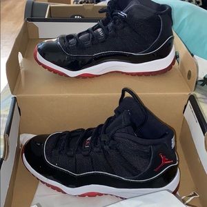 Jordan Bred 11